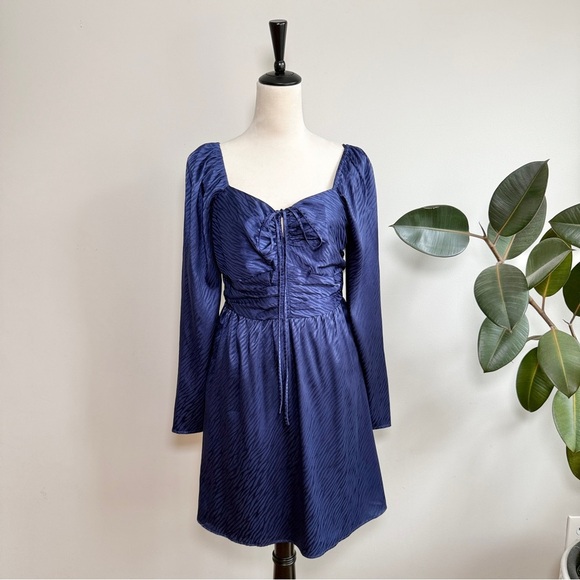 Aqua Bloomingdale’s Blue Satin Zebra Print Mini Dress Sz M - Picture 3 of 9